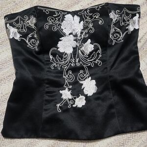 White House Black Market